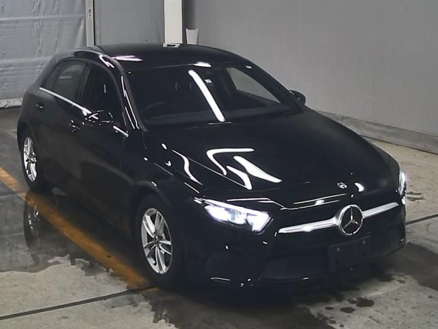 376 MERCEDES BENZ A CLASS 177084 2019 г. (ZIP Tokyo)